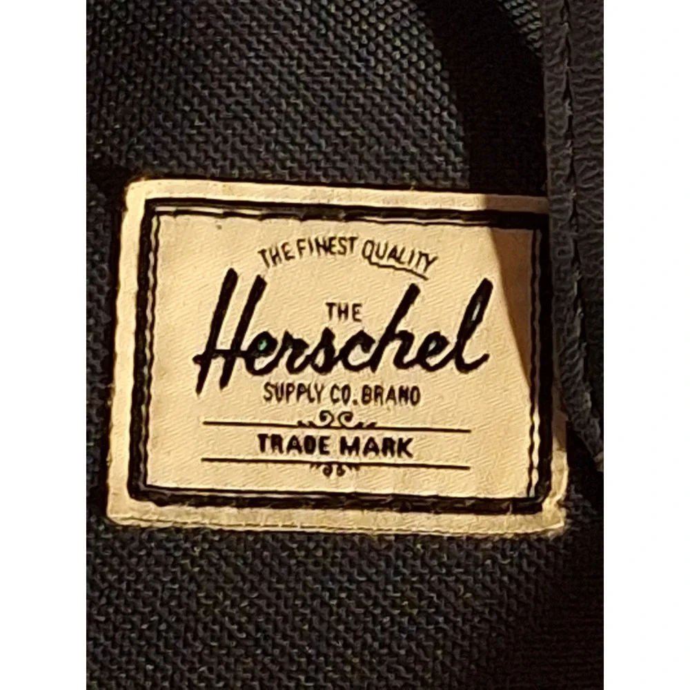 Herschel Supply Co Backpack Navy Blue & Red Stripe Classic Style Leather Straps